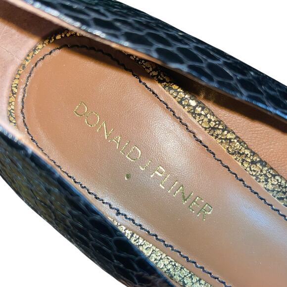 Donald J Pliner Black Pumps Snakeskin StuddedRetro Pointed Toe - Picture 8 of 10
